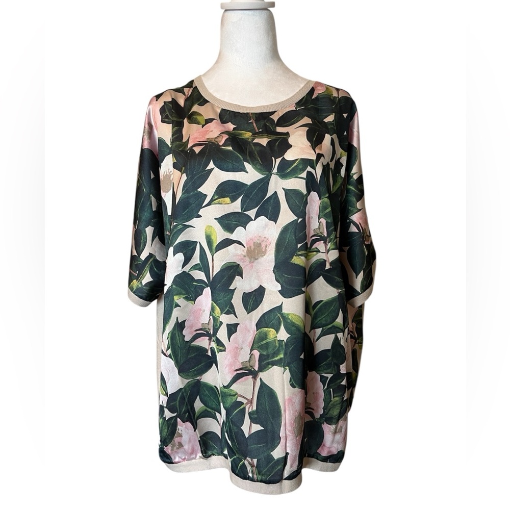 Sioni NWT Floral Satin-Front Blouse